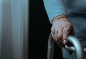 Illegale abschieben. Nicht hilflose Rentner!